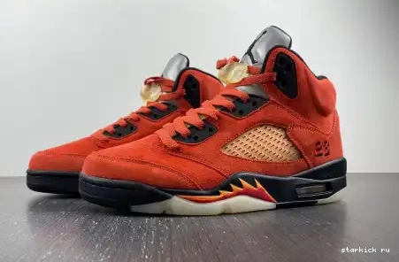 Mars 5 Retro DD9336-800 Jordan DD9336-800 on Dunk 0421